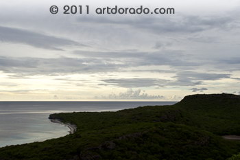 Later in de middag nam de bewolking toe: Playa Largu vanaf Cas Abao, Curacao, 16.35 uur.